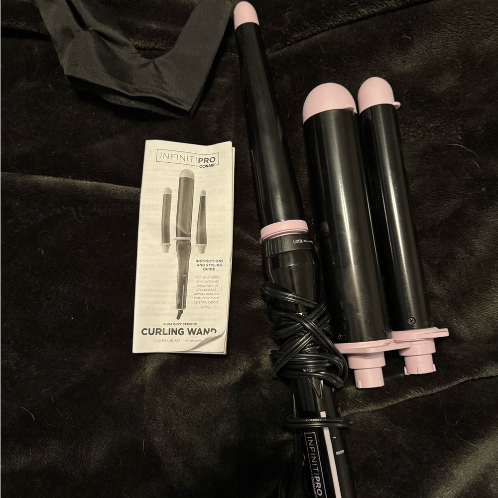 Pink and Black Curling Wand